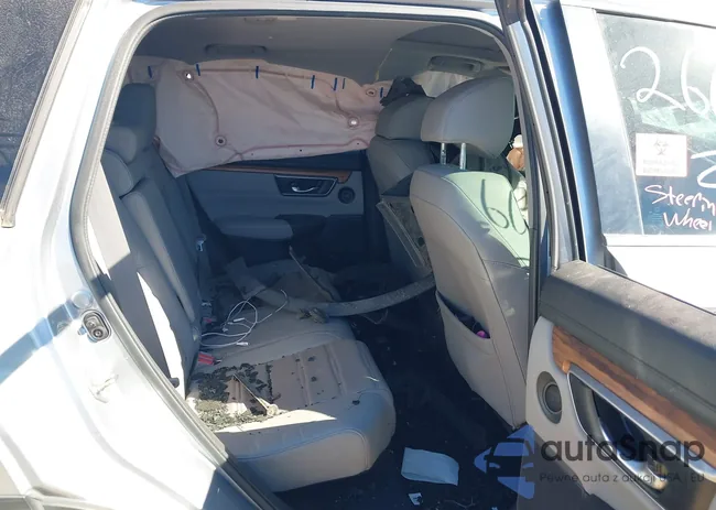 7FARW1H84JE047996: 44274891