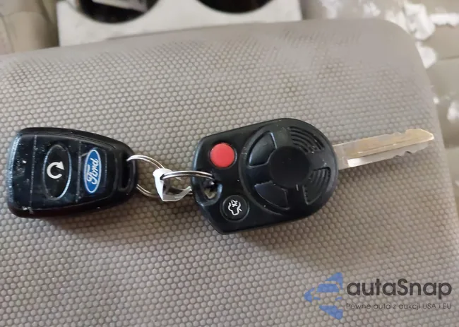 1FMCU9D72BKB18650: 44274932