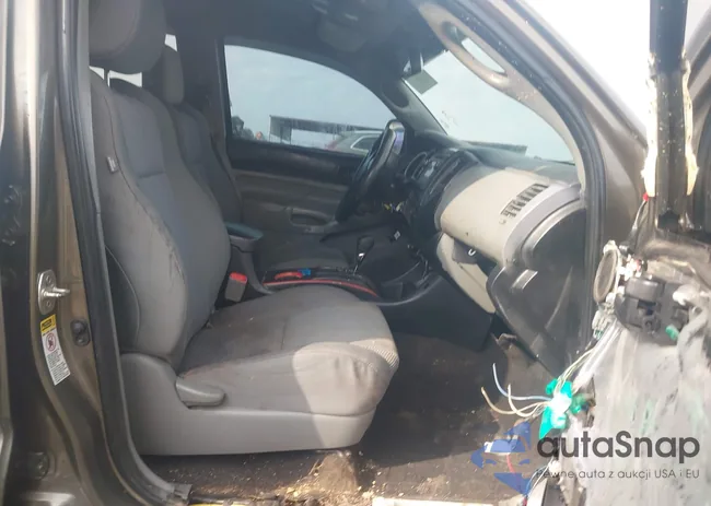 3TMJU4GN1DM153409: 44274955