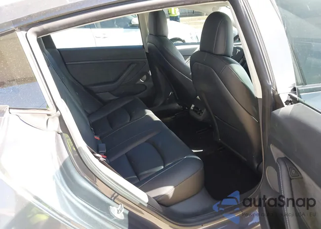 5YJ3E1EC1NF253733: 44275004