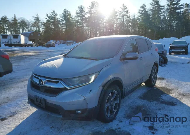 7FARW2H57JE008928: 44275052