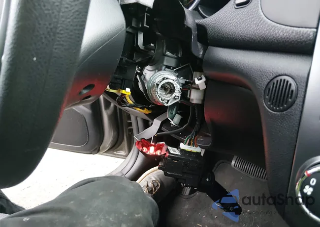 KNAFU4A26D5669675: 44275061