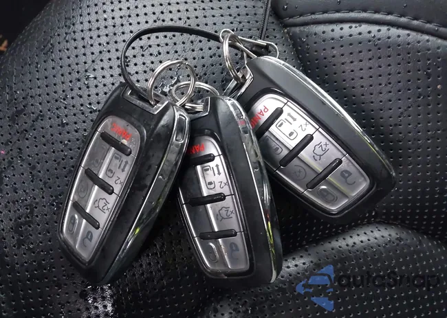 02C4RC1N7XLR19948: 44276286