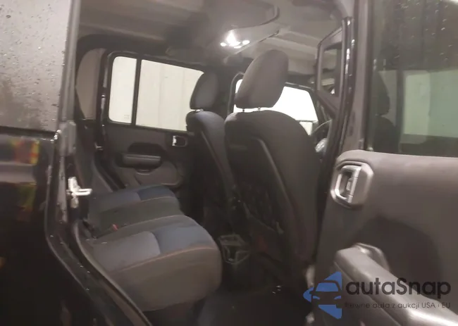 1C6JJTEG6PL543409: 44276362