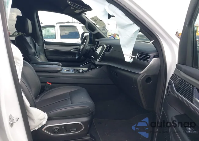 1C4SJVBP0SS514614: 44276401