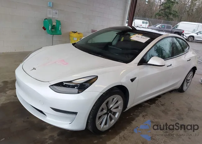 5YJ3E1EA4PF511549: 44276424