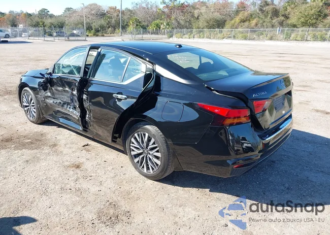 1N4BL4DV0PN404111: 44276495