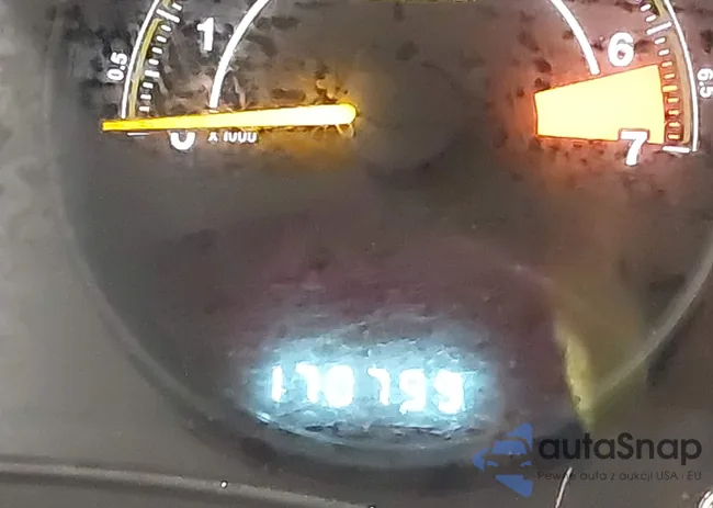 1C4NJRFB9HD180440: 44276583