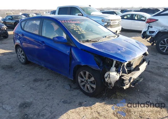 KMHCU5AE9CU013704: 44276663