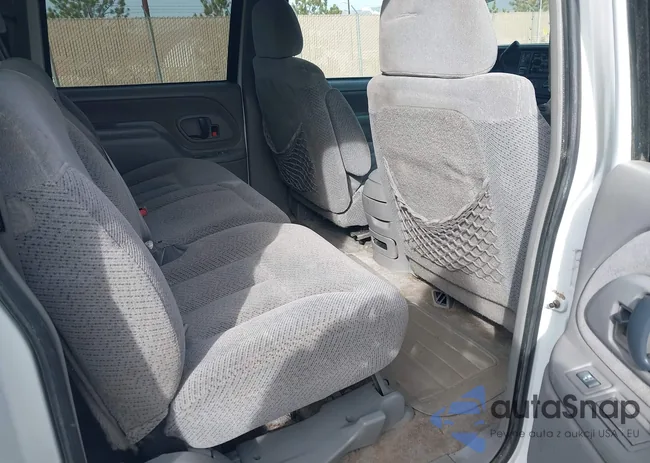 3GNFK16R1XG177914: 44275729