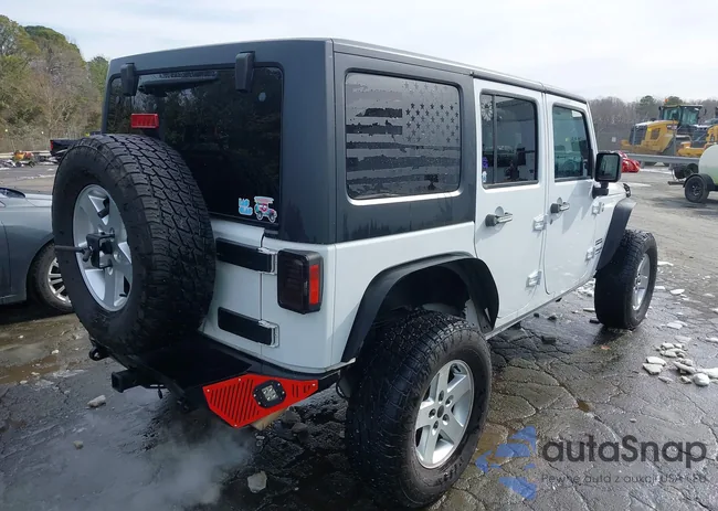 1C4BJWDG6GL242753: 44275750