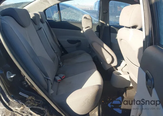 KMHCN46C68U278893: 44275801