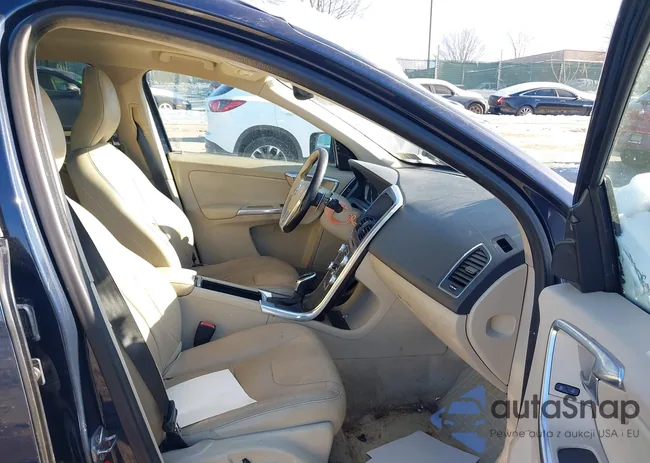 YV4902RK2F2745463: 44275897