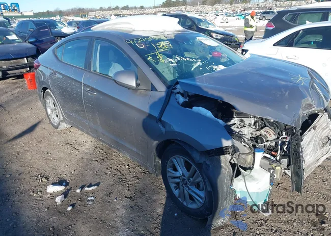 KMHD84LFXLU077484: 44275908