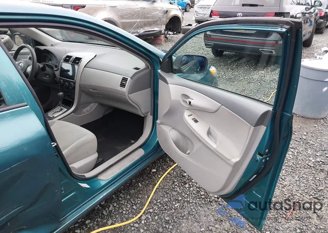 2T1BU4EE0AC437934: 44275962