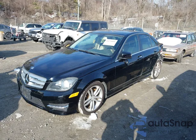 WDDGF8AB8DA818805: 44276056