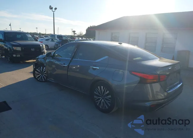 1N4BL4DV0PN336571: 44277179