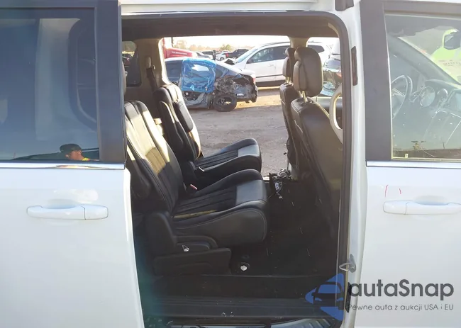 2C4RDGCG0KR622992: 44277220