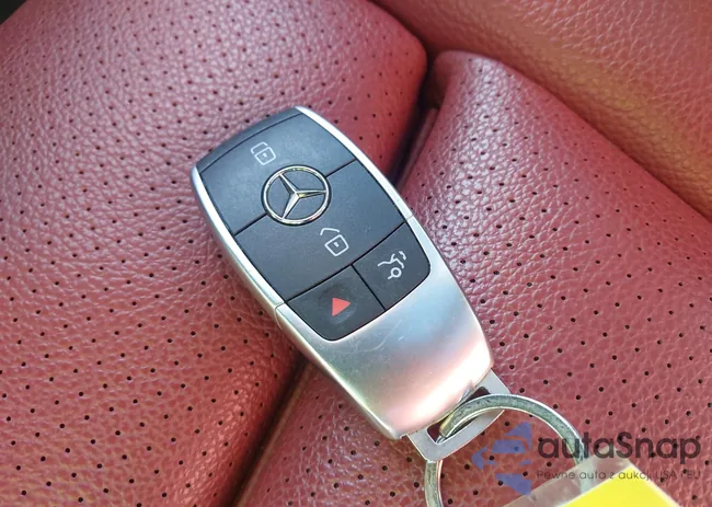 W1N0G8EB3MF905879: 44277245