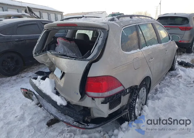 3VWPL7AJ8DM664150: 44277304