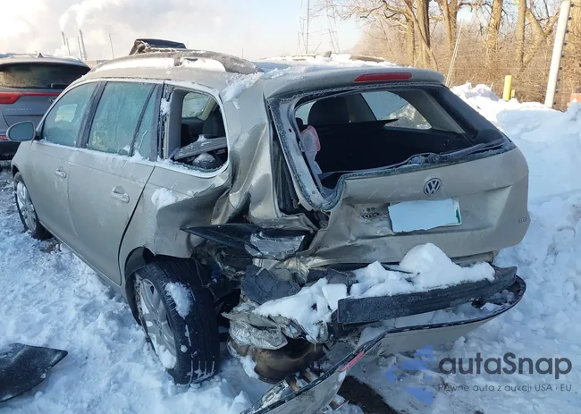 3VWPL7AJ8DM664150: 44277304