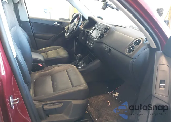 WVGBV7AX0DW005406: 44277389