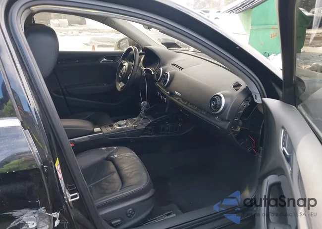 WAUEFGFF9F1009451: 44277391