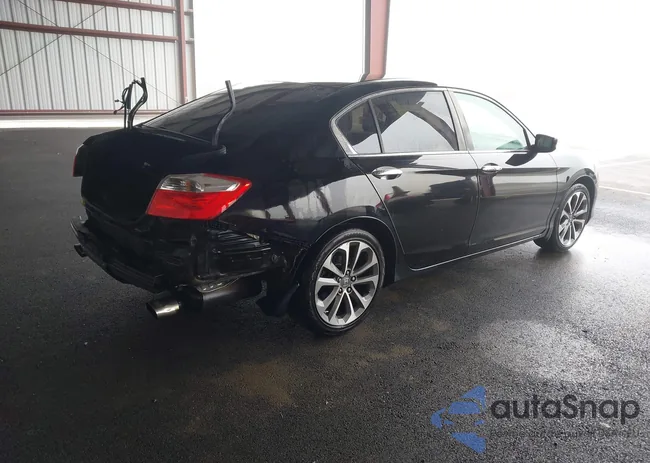 1HGCR2F54DA260226: 44277392