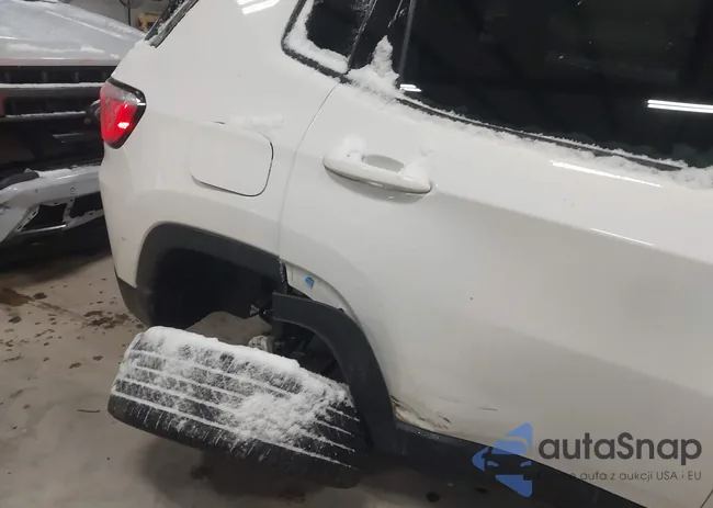 3C4NJDCB5HT661450: 44277446