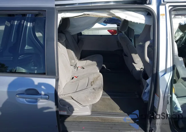 5TDKZ3DC5JS928180: 44277460