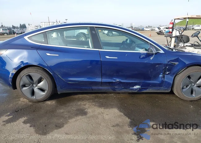 5YJ3E1EB3LF801655: 44277495