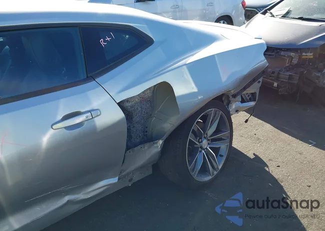 1G1FD1RS2G0176351: 44277593