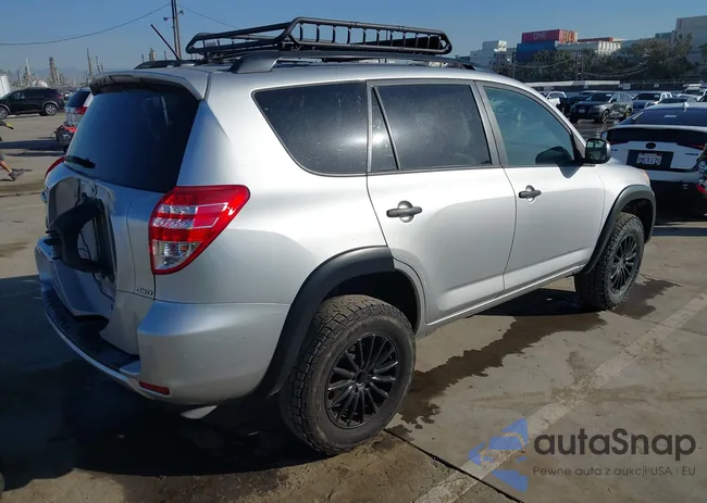 2T3BF4DV4BW100475: 44277657