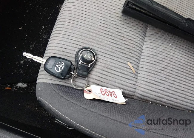 JTMRFREV7ED063689: 44276688