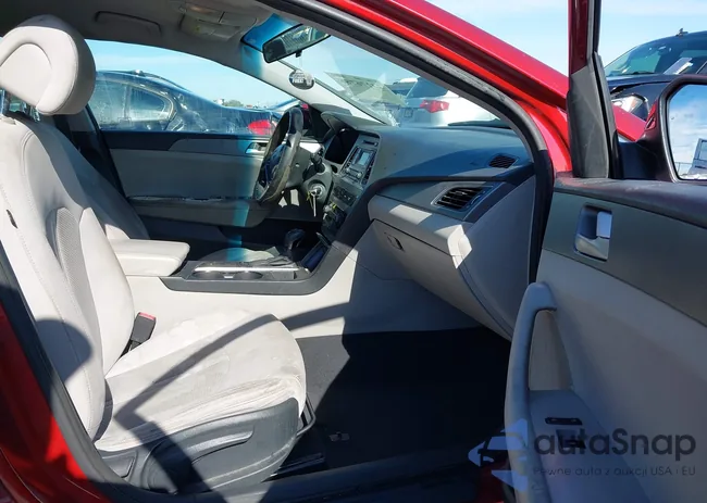 5NPE24AF7FH002981: 44276786