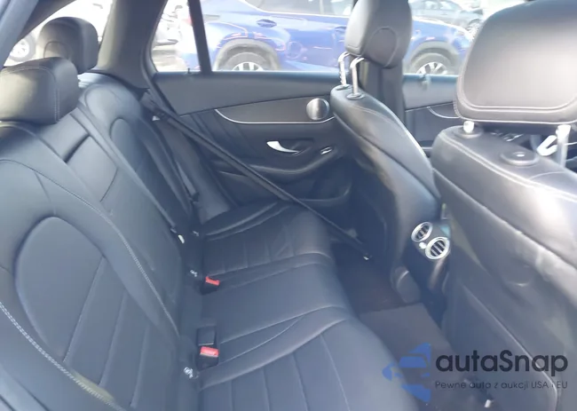 W1N0G8EB8LF796611: 44276821