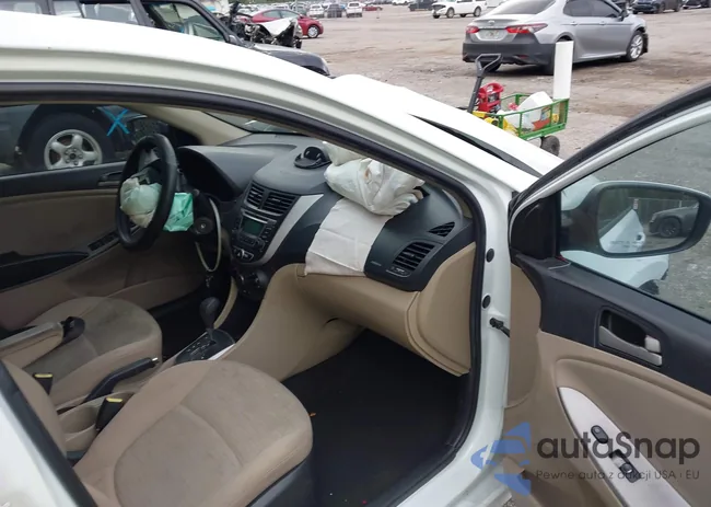 KMHCT4AEXFU923976: 44276944