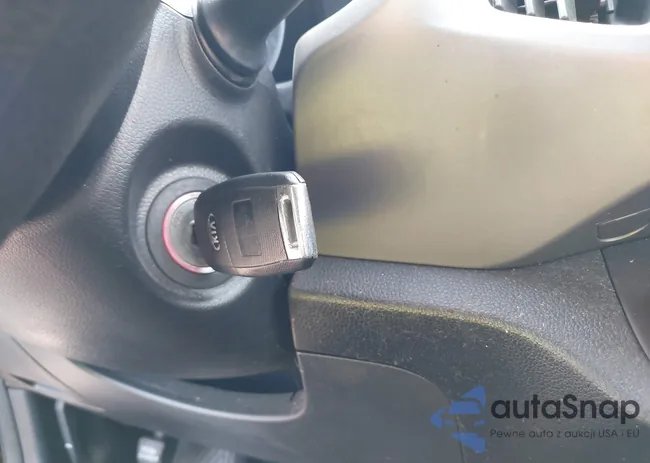 KNDPB3AC0E7547447: 44277013