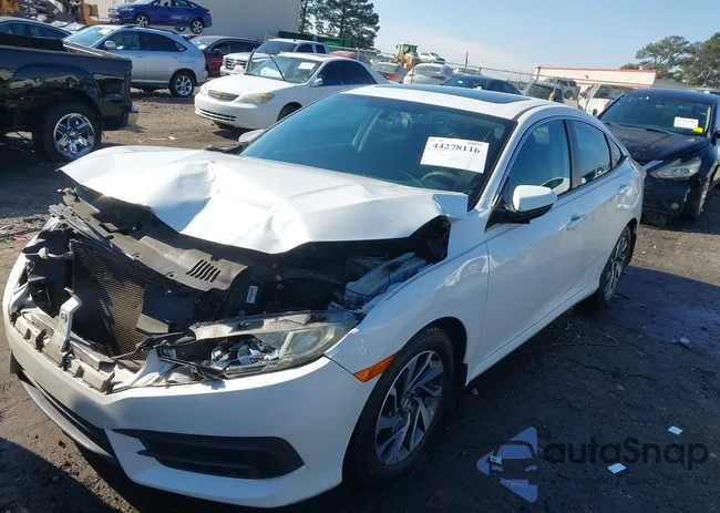 19XFC2F75GE035703: 44278116