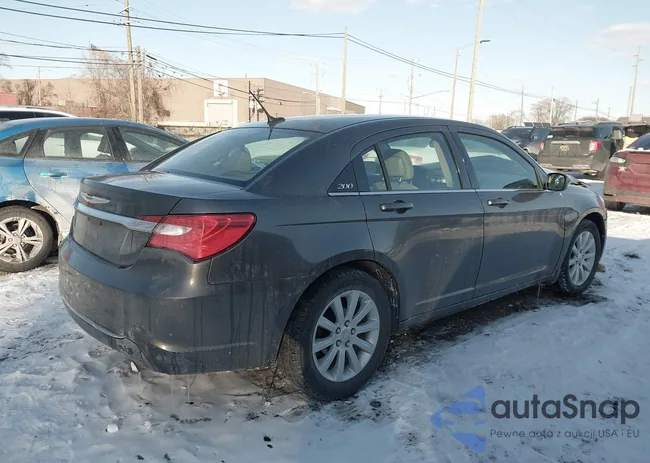 1C3CCBBB1EN197743: 44278135