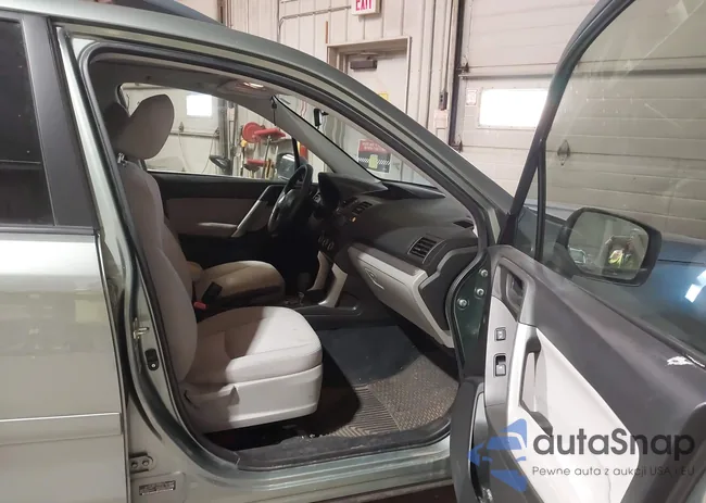 JF2SJADC1FH480626: 44278155