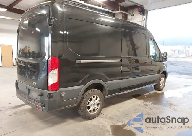 1FTYR2CM1FKA73068: 44278211