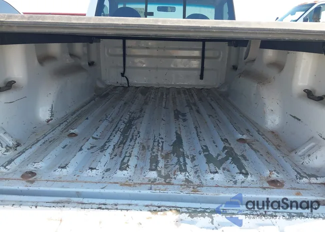 1FTYR10D33PA25469: 44278401