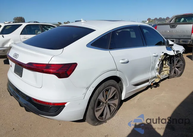 WA1CAAGE6RB024946: 44278411