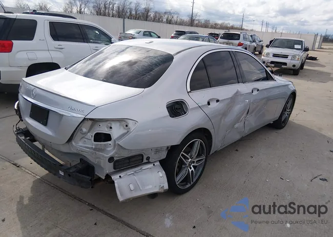 WDDZF4KB4HA239428: 44278476