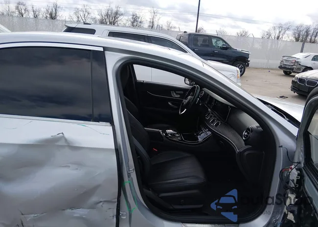 WDDZF4KB4HA239428: 44278476