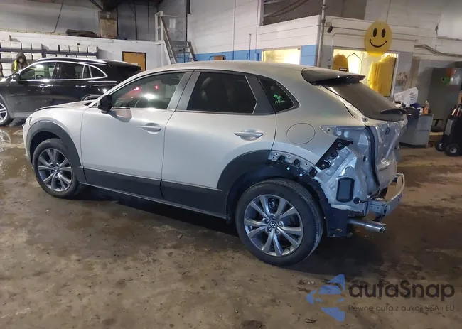 3MVDMBCM7RM717780: 44278555