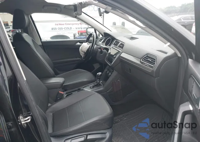 3VV3B7AX0JM134048: 44277734