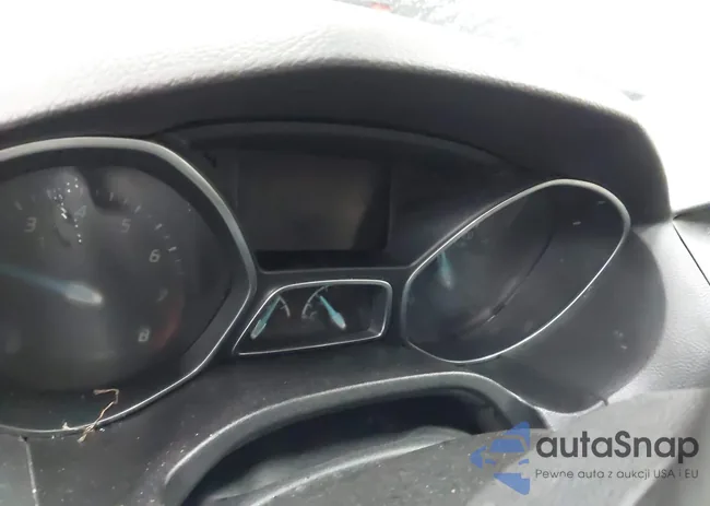 1FADP3F26EL322046: 44277935