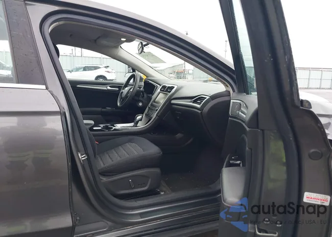 3FA6P0HD6GR316449: 44279119